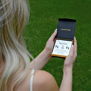 To My Mommy: Baby Feet Heart Pendant Necklace Gift Set