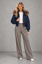 Mia | Plush-Collar Cropped Puffer Jacket — lifestyle — Sofia [69fa5b38-ac17-401e-8d03-2e90f16858b9]