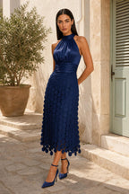 Nora | Effortless Elegant Midi — lifestyle — Helena [c535691a-f7a7-485f-b421-363d3b21fb76]