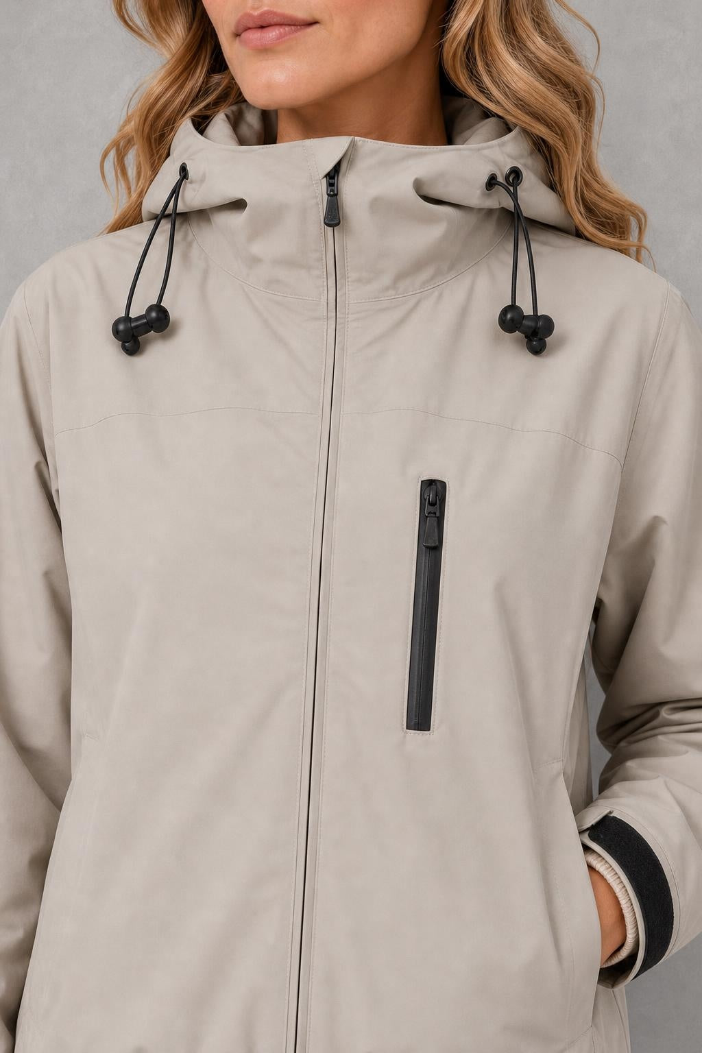 Evelyn | Contrast-Zip Hooded Jacket — studio_closeup — Sofia [085edb4a-237c-4a1e-9a5a-5977483f81b5]