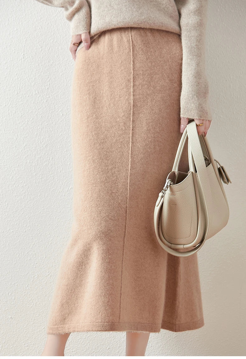 Executive Wool Skirt