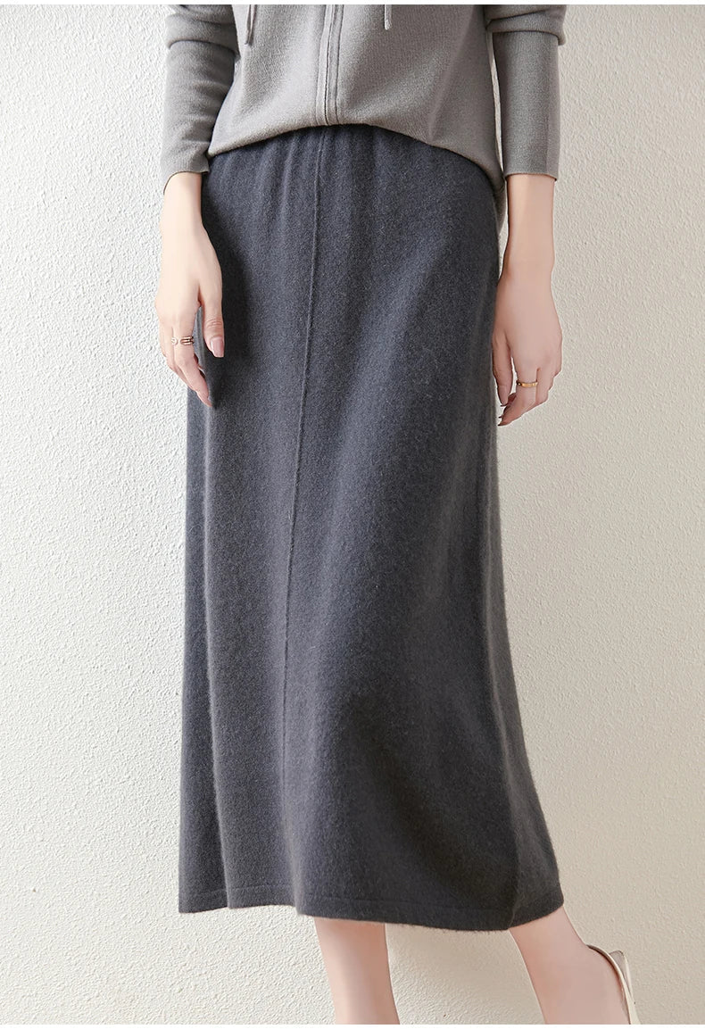 Executive Wool Skirt