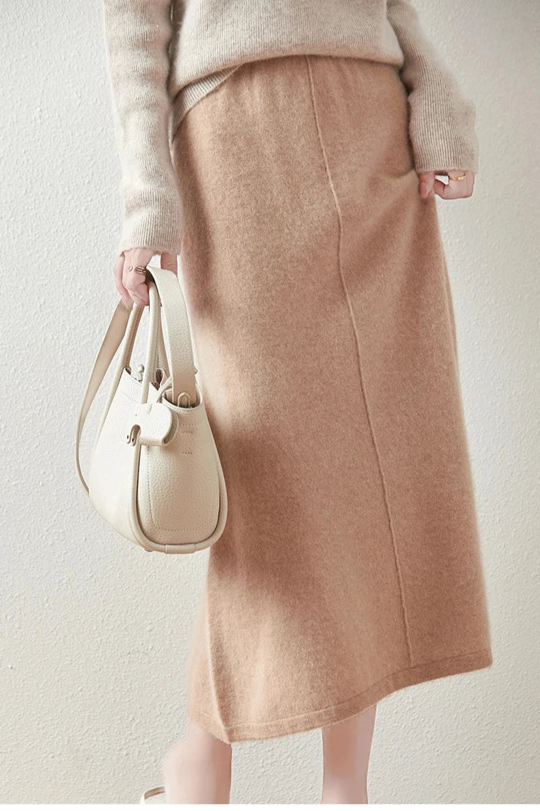 Executive Wool Skirt