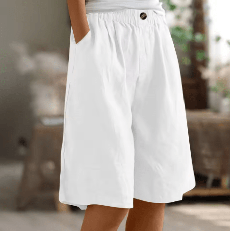 Cecilia Loose Linen Shorts