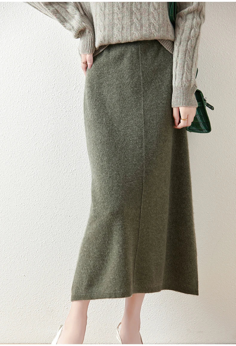 Executive Wool Skirt