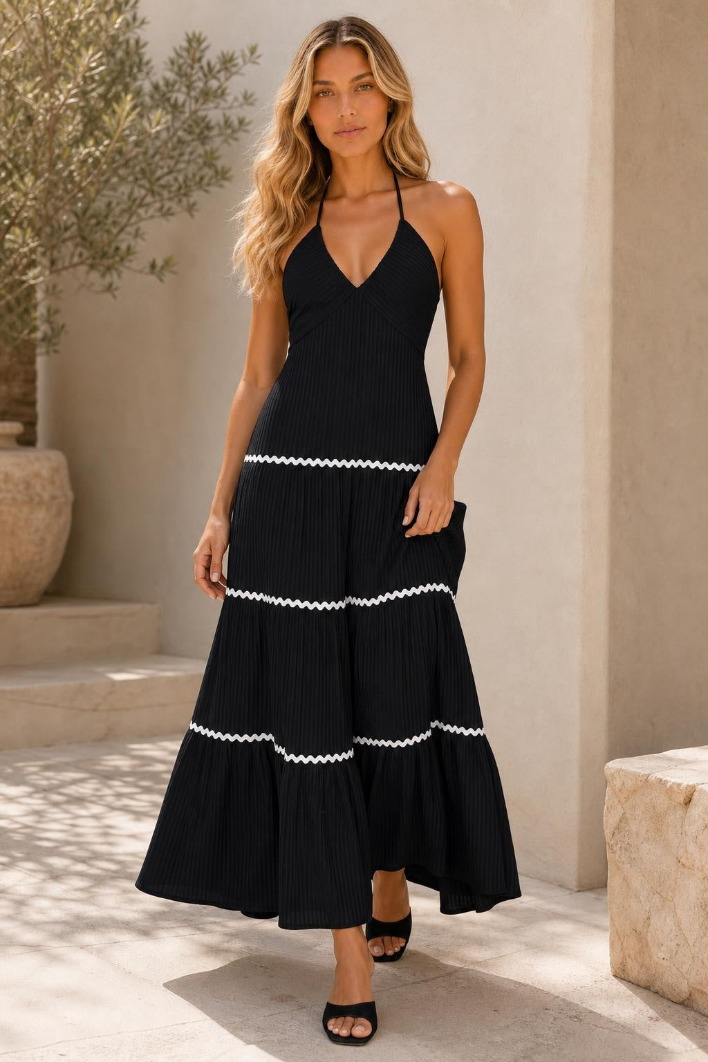 Madalena | Contrast-Trim Tiered Halter Maxi Dress