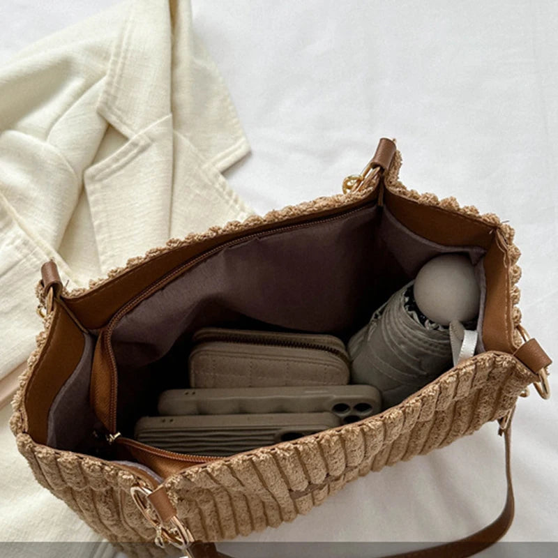 Layla - Elegant Corduroy Tote Bag