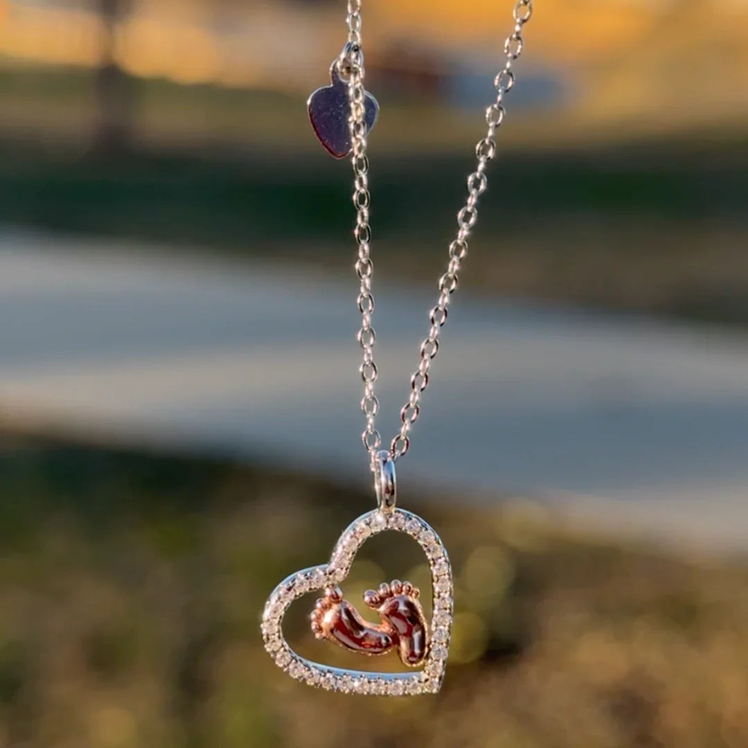 To My Mommy: Baby Feet Heart Pendant Necklace Gift Set